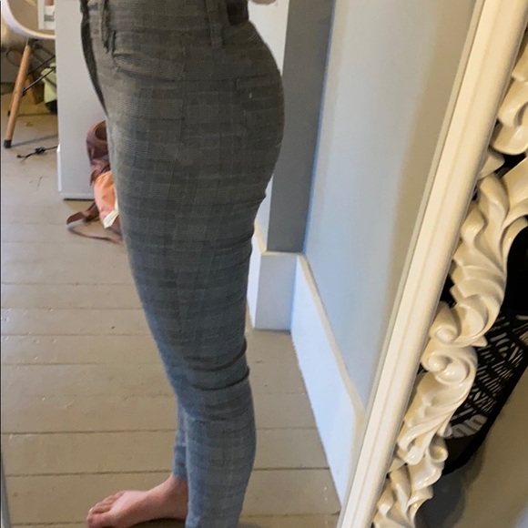 American Eagle patterned jeggjngs - Picture 2 of 3